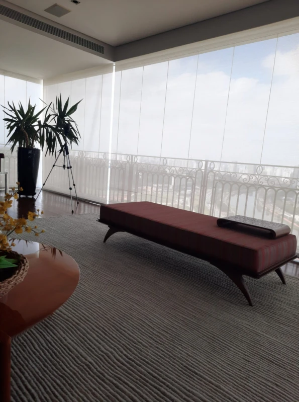 cortina de rolo automatizada