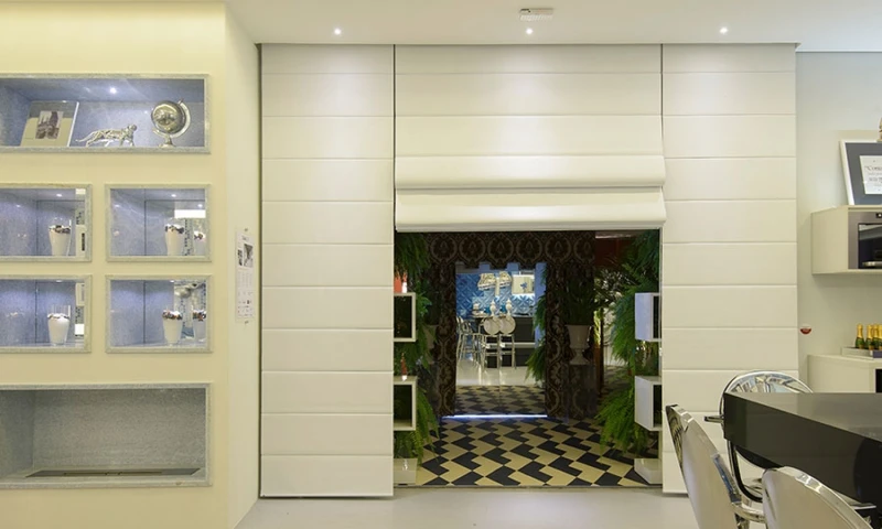 cortina persiana de tecido