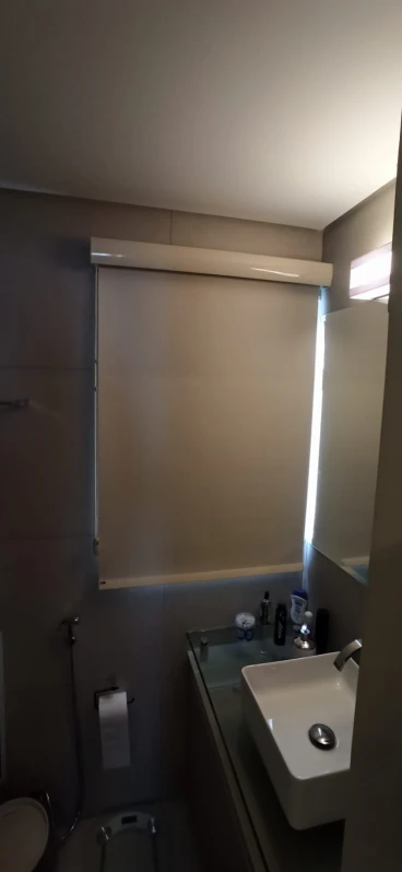 persiana de rolo blecaute para quarto